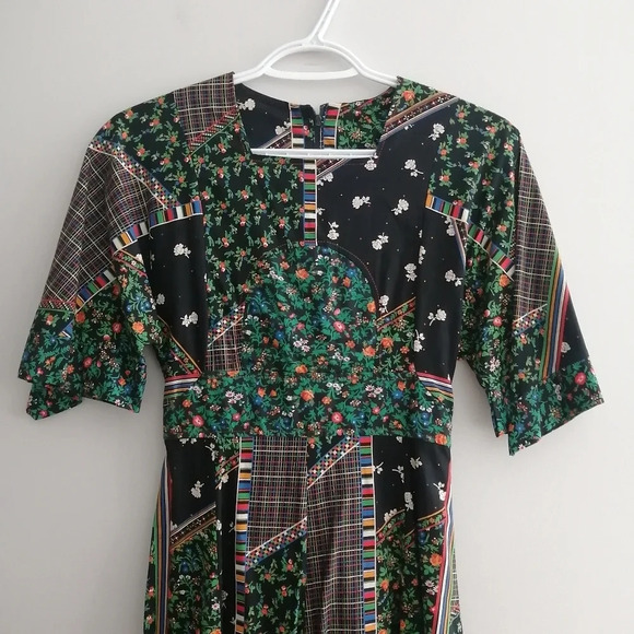 Vintage Union Made USA '70s Plaid and Floral Patchwork Midi Dress Cottage Small - Picture 5 of 17